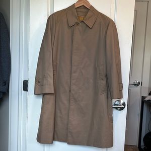 BURBERRY’S MENS CAR COAT TRENCH COAT